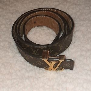 Louis Vuitton belt